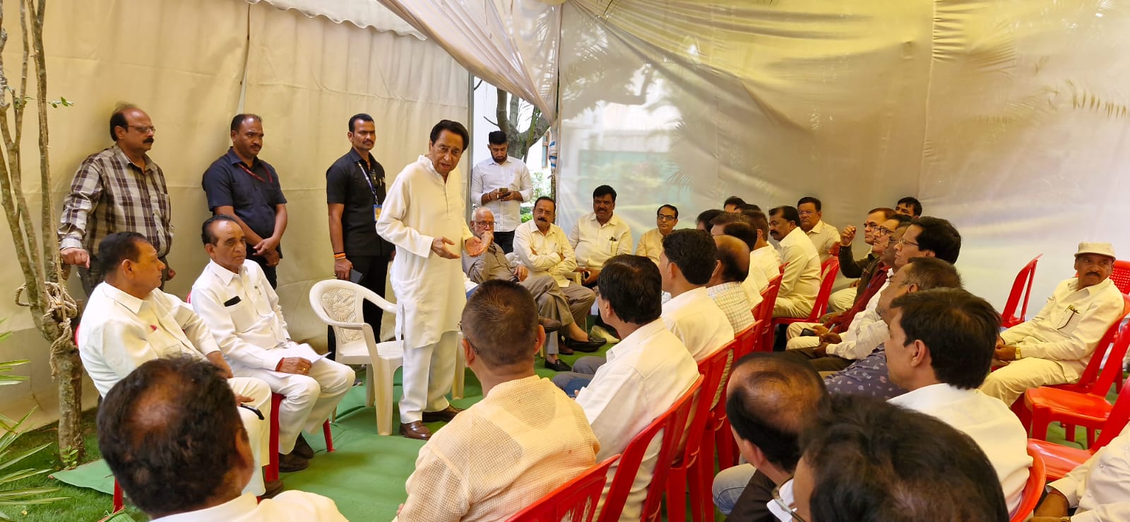 भाजपा सरकार को नींद से जगाने कांग्रेस करेगी उग्र आंदोलन