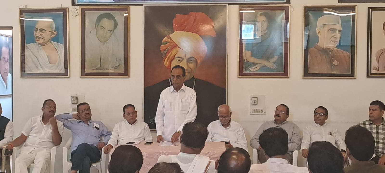 पूर्व प्रधानमंत्री की जयंती पर कांग्रेस करेगी उग्र आंदोलन