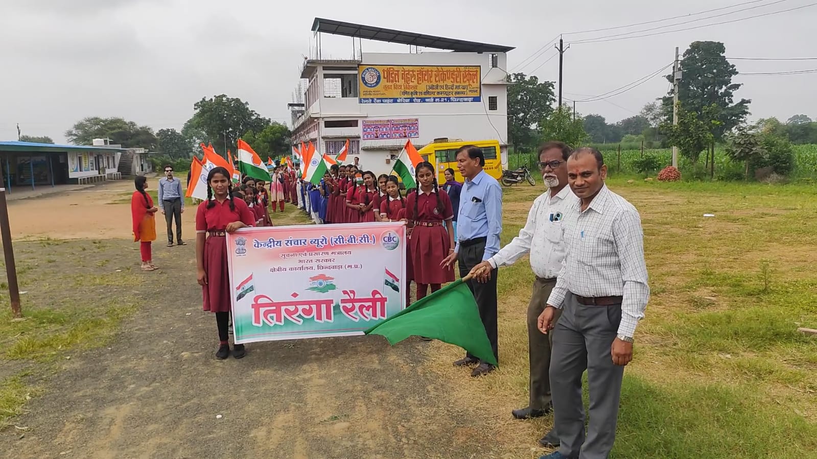 प्रश्नमंच के माध्यम से बच्चों ने जाना आज़ादी का इतिहास