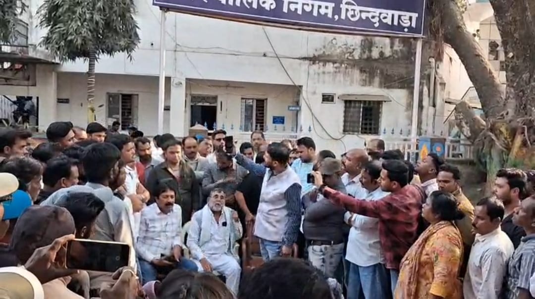 सांसद बंटी विवेक साहू ने असम से फोन पर खत्म कराईं निगम सफाई कर्मचारियों की हड़ताल