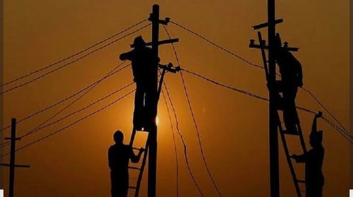 नये विद्युत कनेक्शन देने में विद्युतकर्मी लगा रहे अड़ंगा : कांग्रेस 