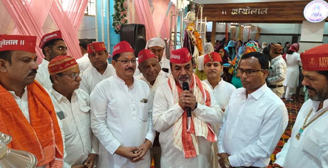 झूलेलाल जन्मोत्सव पर उमड़ा जनसैलाब, शेषराव यादव ने किया पूजन-अर्चन