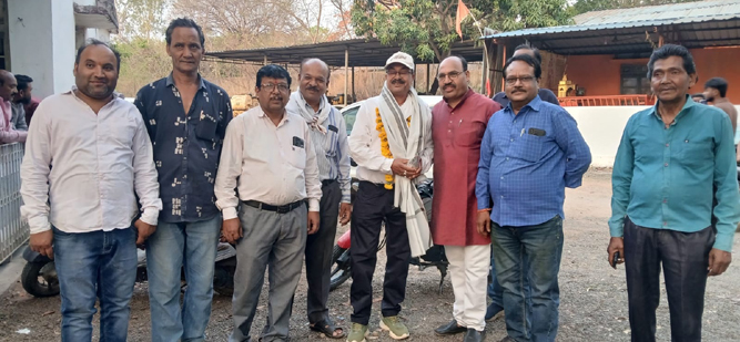 स्टोनो ग्राफर रोहित वर्मा के सेवानिवृत्त होने पर दी भावभीनी विदाई 