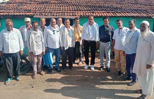 पालाखेड़ के किसानों ने कांग्रेस की बैठक में की समस्याओं पर चर्चा