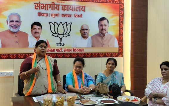 महिला मोर्चा ने स्वस्थ जीवनशैली के प्रति किया जागरूक