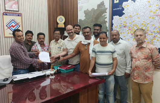 समय पर नहीं सुधारे बिजली के टूटे तार, आदिवासी युवती की मौत