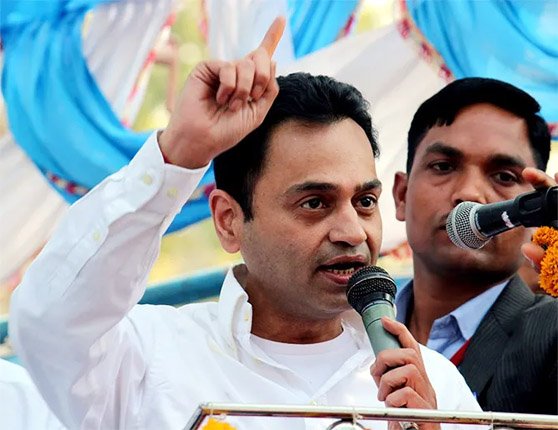 नारों और कागजों में ही सिमटकर रह गई शिक्षा व्यवस्था: नकुलनाथ