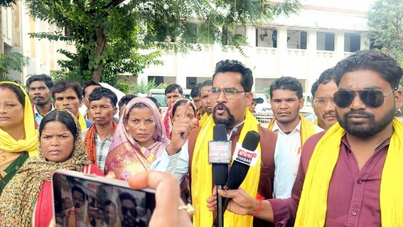 आदिवासी ग्रामों और मजरा टोलों के लिए मांगी मूलभूत सुविधाएं 