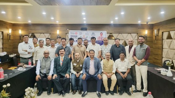 कौशल, दृष्टि और नेतृत्व से बेहतर बने बेहतर प्रोफेशनल