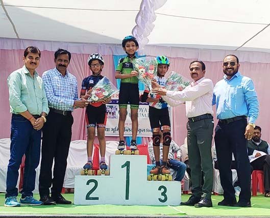 विद्याभूमि में शालेय संभाग स्तरीय स्केटिंग प्रतियोगिता संपन्न