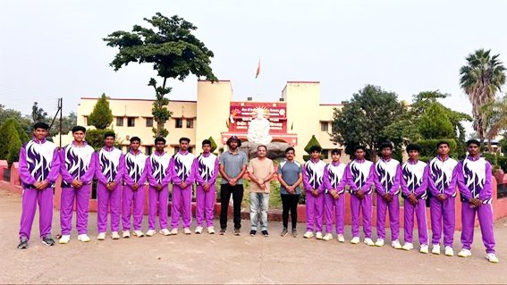 अंडर-17 राष्ट्रीय क्रिकेट प्रतियोगिता के लिए केंद्रीय विद्यालय की टीम रवाना